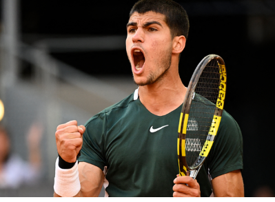 斯特林曾因 斯特林曾因