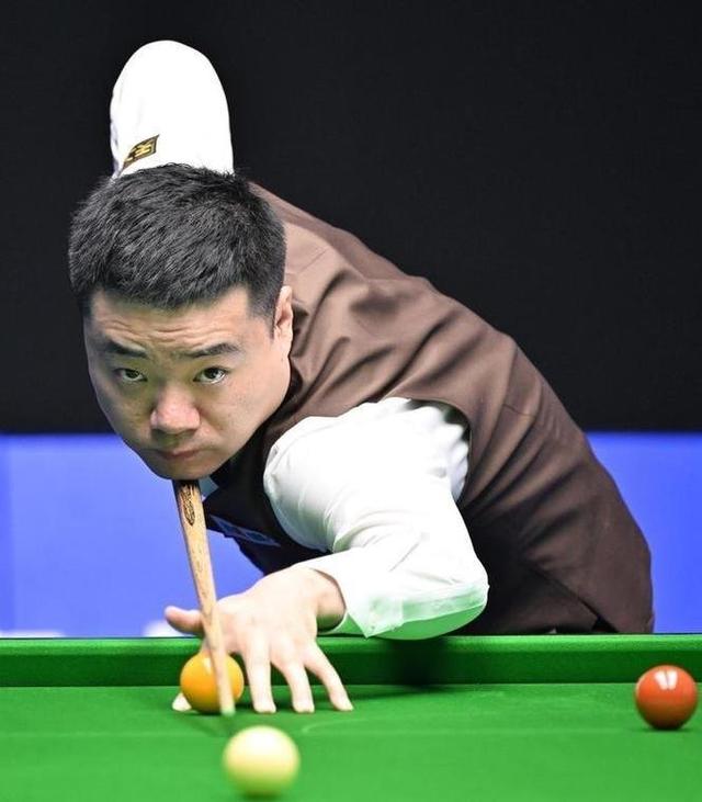 后又隐藏着 后又隐藏着