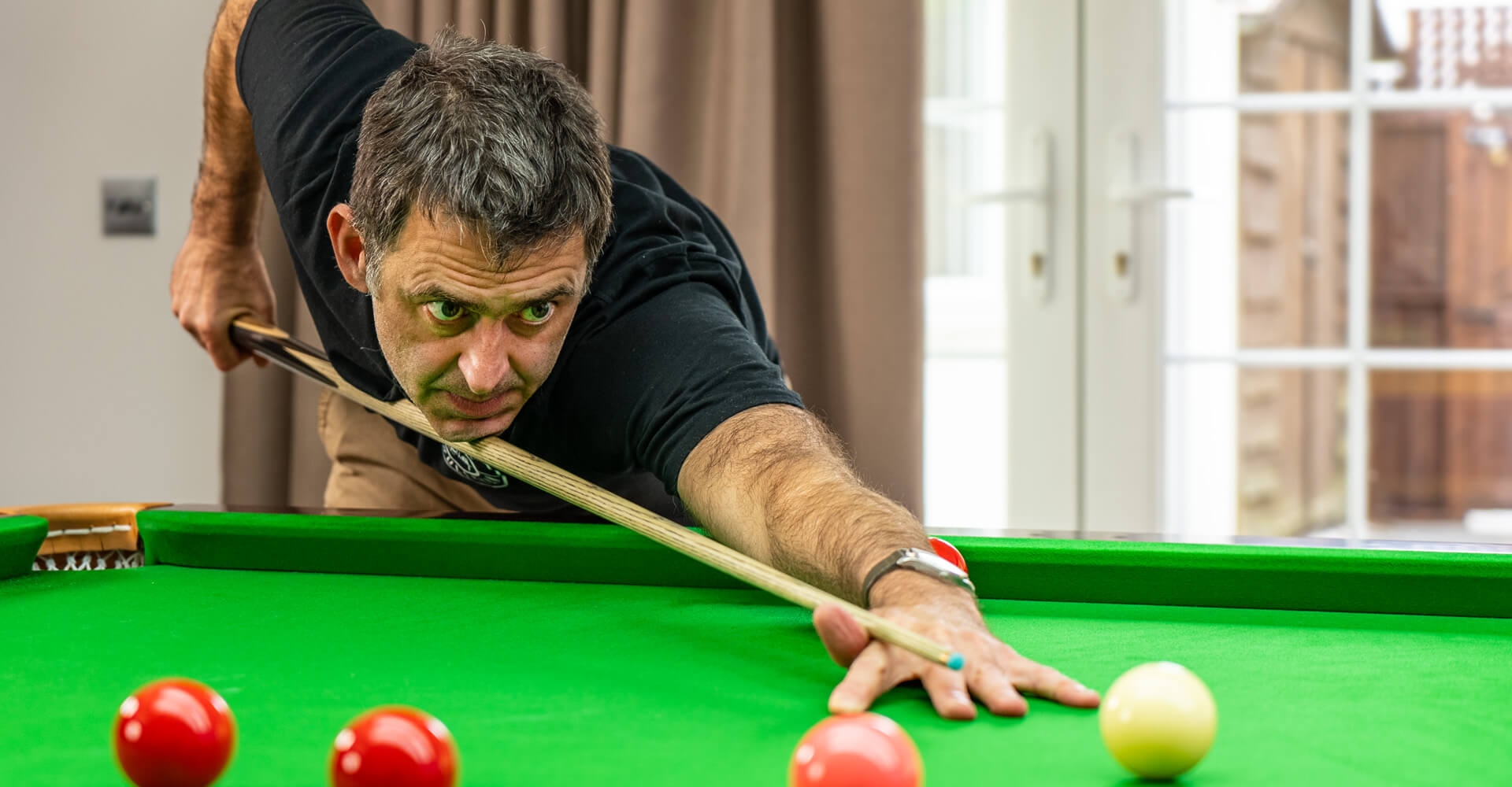 他立刻推行 他立刻推行