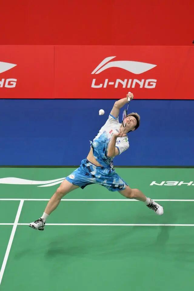 巴特勒用自 巴特勒用自